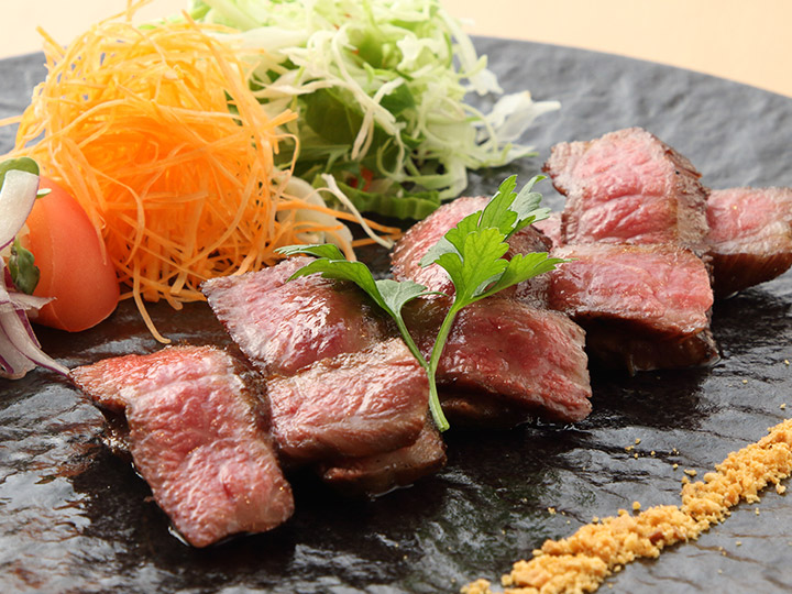 黒毛和牛網焼き
