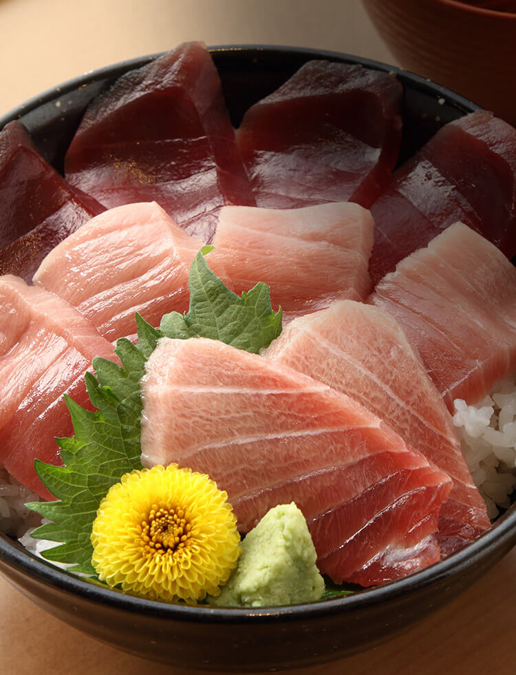 マグロ丼
